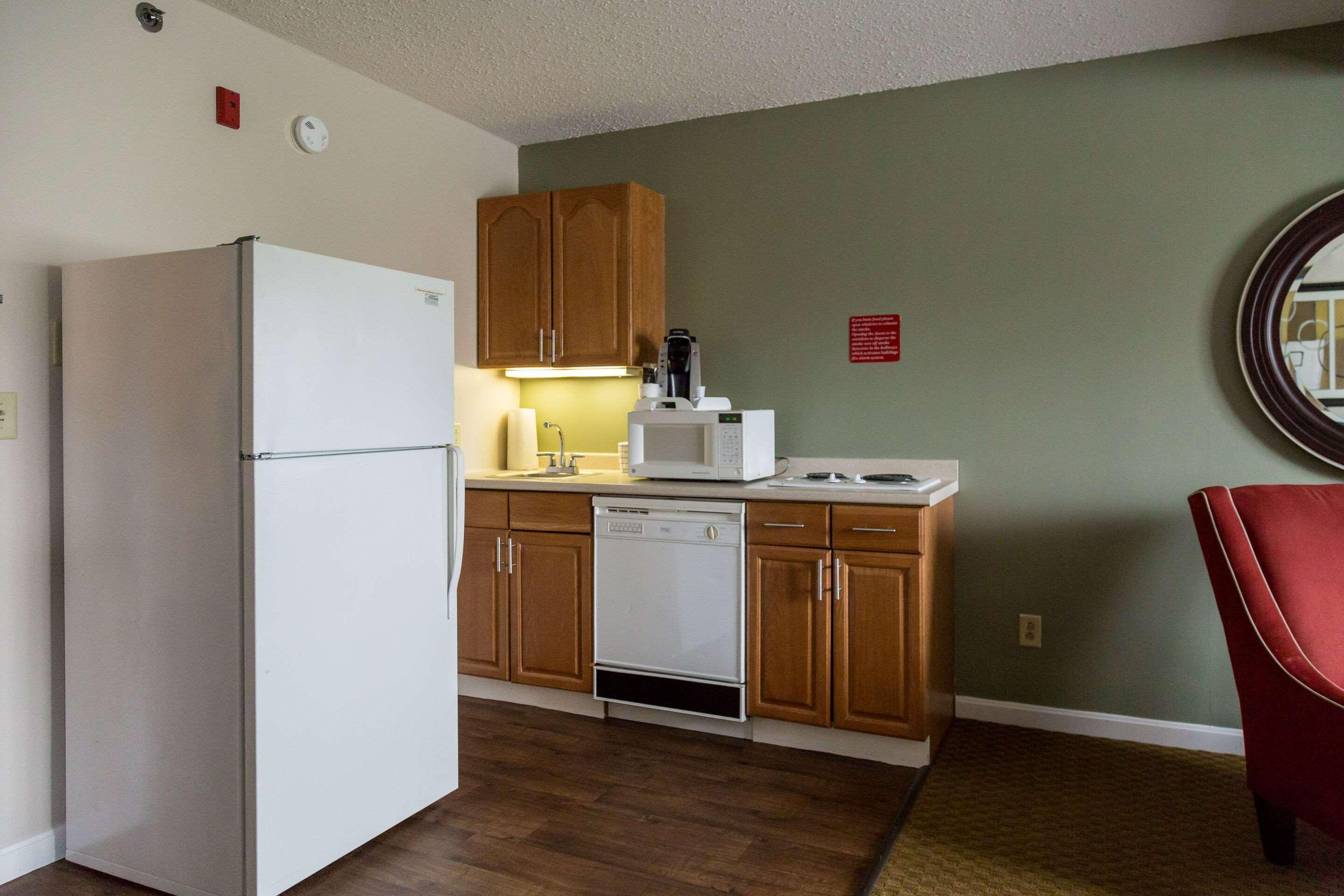 Fireside Inn & Suites Auburn لويستون المظهر الخارجي الصورة